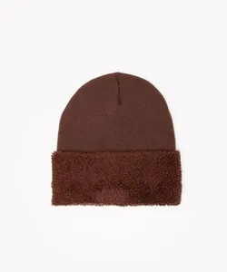 gorro de tricô com dobra sherpa marrom Único