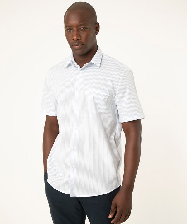 camisa comfort manga curta listrada com bolso branco M