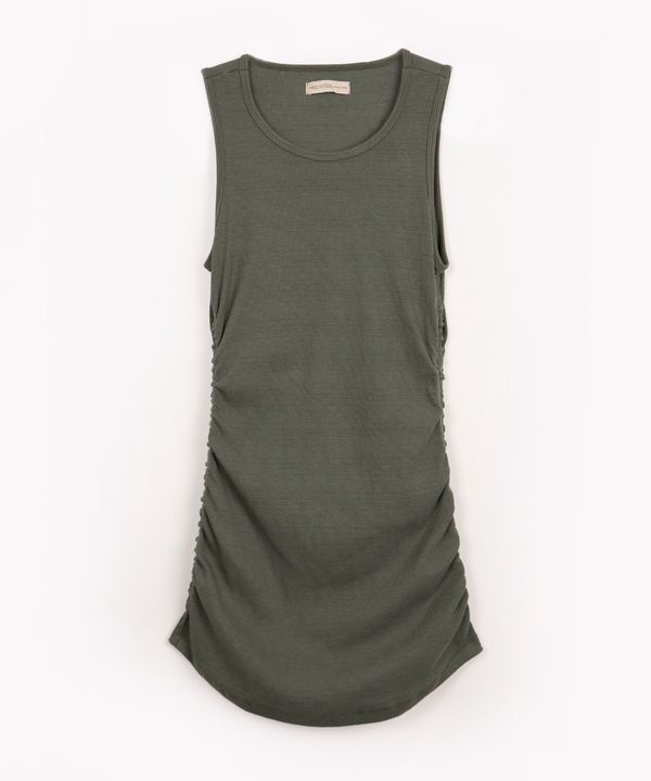 vestido de algodão juvenil com franzido verde militar 12