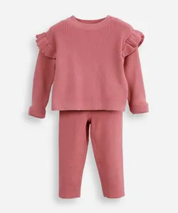 conjunto infantil longo de tricot texturizado com babado rosa 1