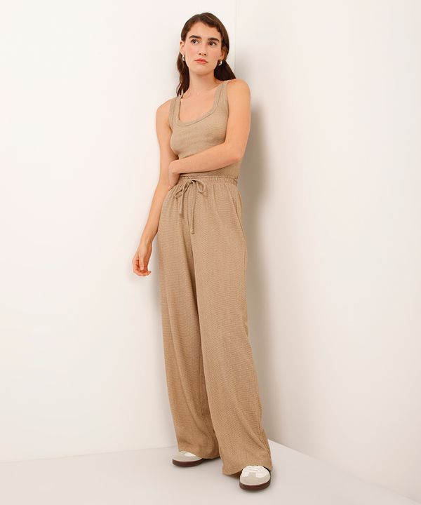 calça pantalona texturizada bege PP