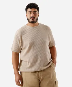 camiseta masculina de tricot texturizada plus size bege GG4