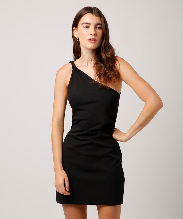 vestido curto ombro único com pregas mindset preto M