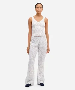 pijama feminino canelado com renda floral off white GG
