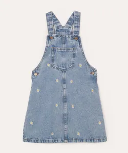 salopete jeans infantil margaridas bordadas azul 6