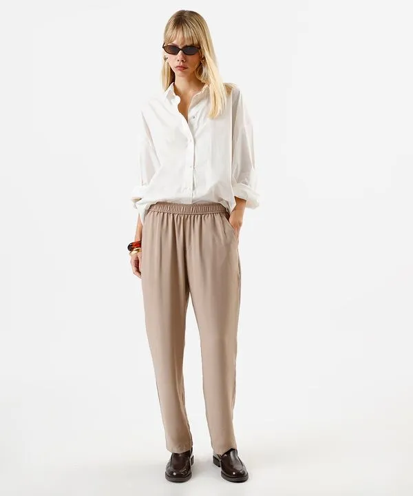 calça feminina reta com bolso faca bege G