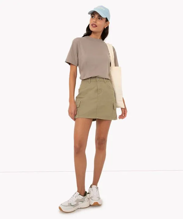 saia cargo cintura média com bolso verde claro 46