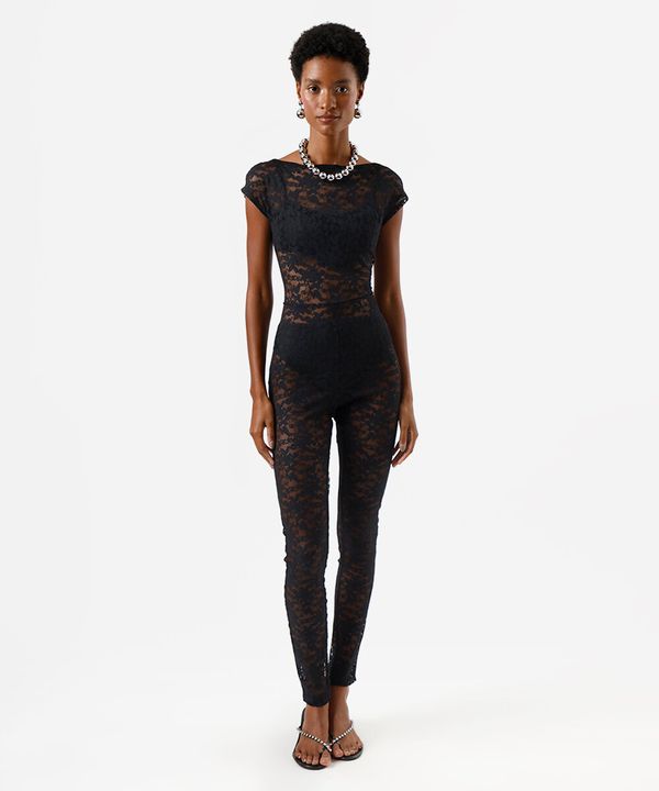 macacão feminino de renda floral preto P