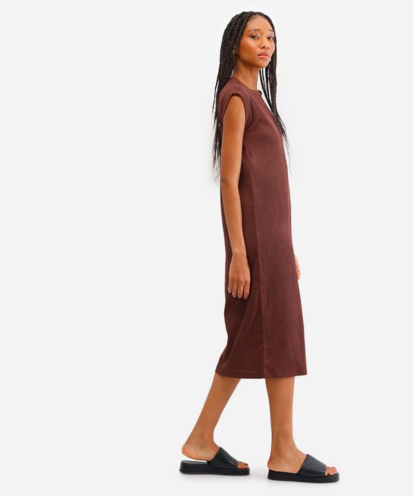 vestido midi muscle tee texturizado marrom M