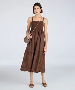 vestido midi alça fina feminino de algodão com recorte bordado marrom PP