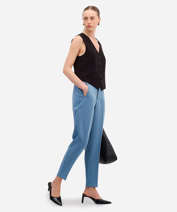 calça alfaiataria cintura alta com pences - azul médio 40