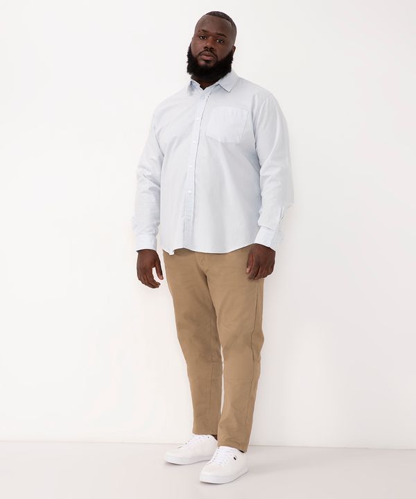 calça de sarja slim plus size com bolsos kaki 54