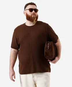 camiseta masculina de tricot texturizada plus size marrom GG4