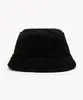 chapéu bucket peluciado preto Único