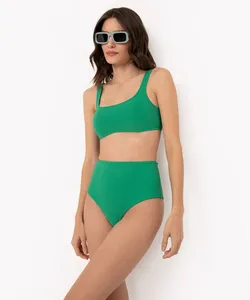calcinha hotpant de poliamida canelada proteção uv verde escuro P