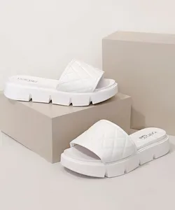 Tamanco Feminino Beira Rio Flatform Matelassê Branco 37