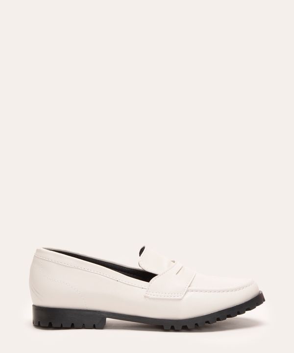 mocassim juvenil bico fino off white 34