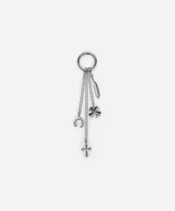 chaveiro bag charm em metal mix de pingentes yan acioli prateado UNICO