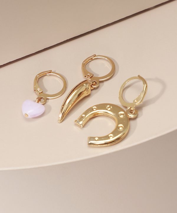 Kit de 3 Brincos com Pingentes da Sorte Dourado Único