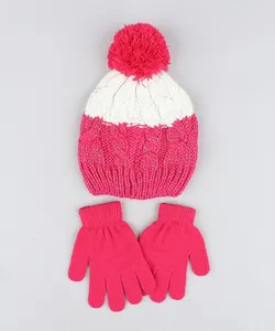 Kit de Gorro Infantil com Pompom e Lurex + Luva em Tricô Pink Único