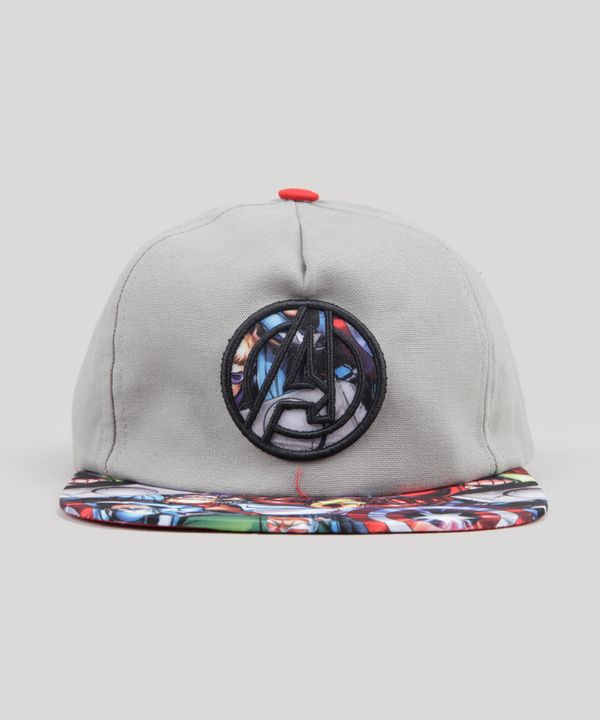 Boné Infantil Os Vingadores Aba Reta Estampada Cinza P