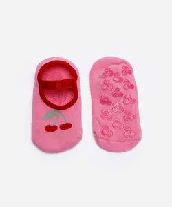 meia infantil cerejinha com antiderrapante rosa 30-33