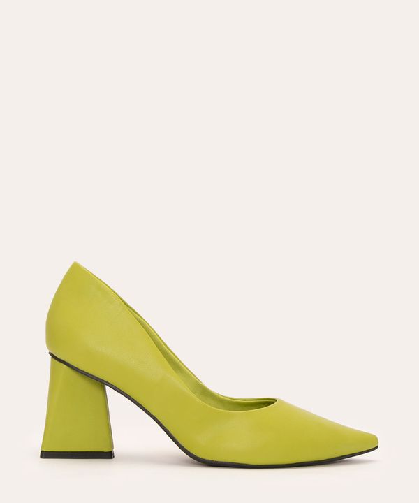 scarpin salto médio triângulo oneself verde 37