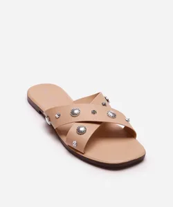 rasteirinha com tacha texturizada oneself bege 38