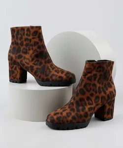 Bota Feminina Oneself Cano Curto Salto Médio Tratorado Estampada Animal Print Onça Caramelo 39
