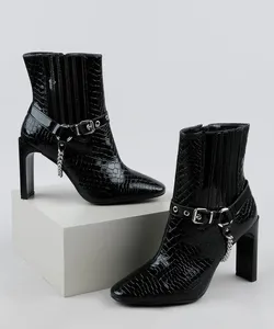Bota Feminina Oneself Croco Salto Alto Cano Curto com Fivela Preta 36