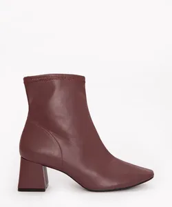 bota cano curto salto bloco médio verniz oneself vinho 34
