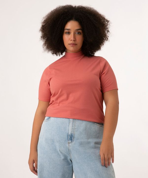 blusa plus size canelada manga curta gola alta rosa GG2