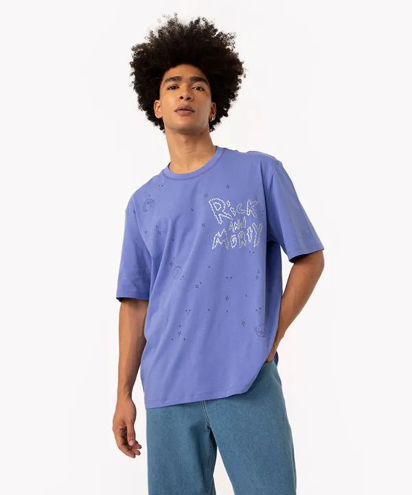 camiseta de algodão oversized rick and morty manga curta lilás G