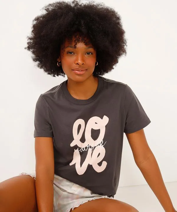 camiseta de pijama love yourself cinza GG
