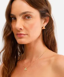 kit feminino de colar e brinco triangular dourado UNICO