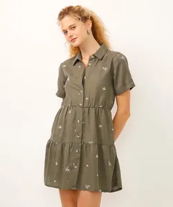 vestido curto feminino chemise bordado floral verde M