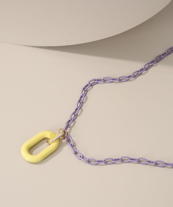 Colar Feminino com Pingente de Elo Roxo Único