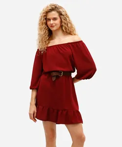 vestido curto feminino texturizado manga bufante vinho G