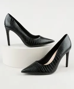Scarpin Feminino Oneself Bico Fino Salto Alto Texturizado Croco Preto 39
