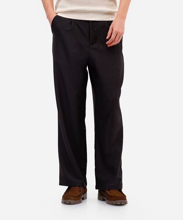 calça masculina de alfaiataria com pregas preta 46