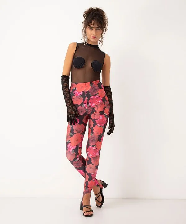 calça legging floral com pezinho cintura alta preta P