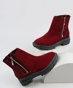 Bota Feminina Vizzano Cano Curto Salto Tratorado Bico Redondo Vinho 36
