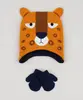 Kit Infantil de Gorro de Tricô Onça Caramelo + Luva Preta Único