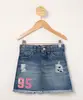 saia infantil jeans com bordado de paetê e puídos azul médio 4