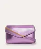 bolsa crossbody metalizada com corrente lilás Único