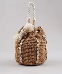 Bolsa Bucket Feminina Blueman Pequena com Palha e Búzios Alça Transversal Bege Único