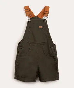 jardineira infantil de sarja com bolso verde militar 3