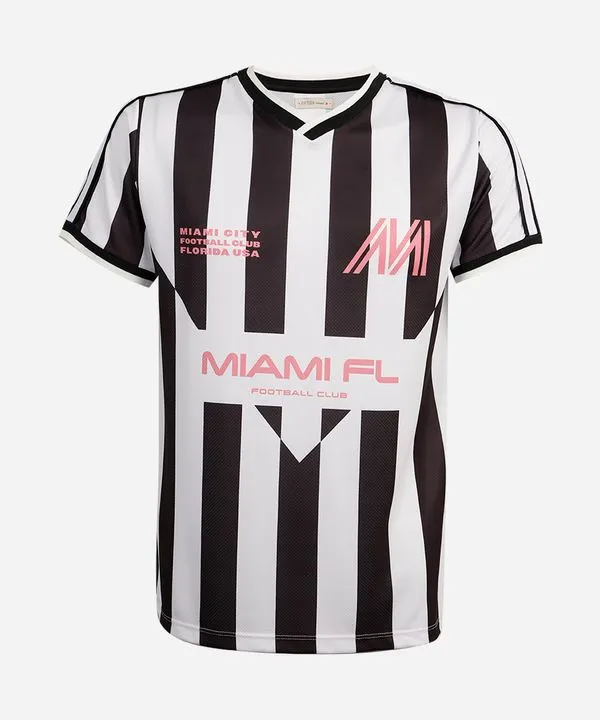 camiseta esportiva juvenil gola v listrada off white 10