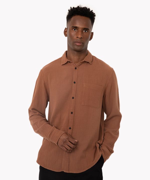 camisa de algodão texturizada com bolso manga longa marrom M