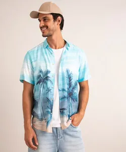 camisa relaxed de viscose estampada coqueiros manga curta azul claro G